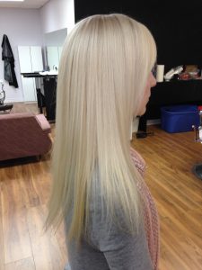 Blond super-éclaircissant-Olaplex-RJOCoiffure.com