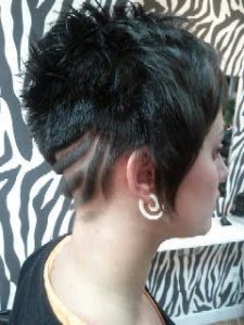Photo d'une coiffure mixte